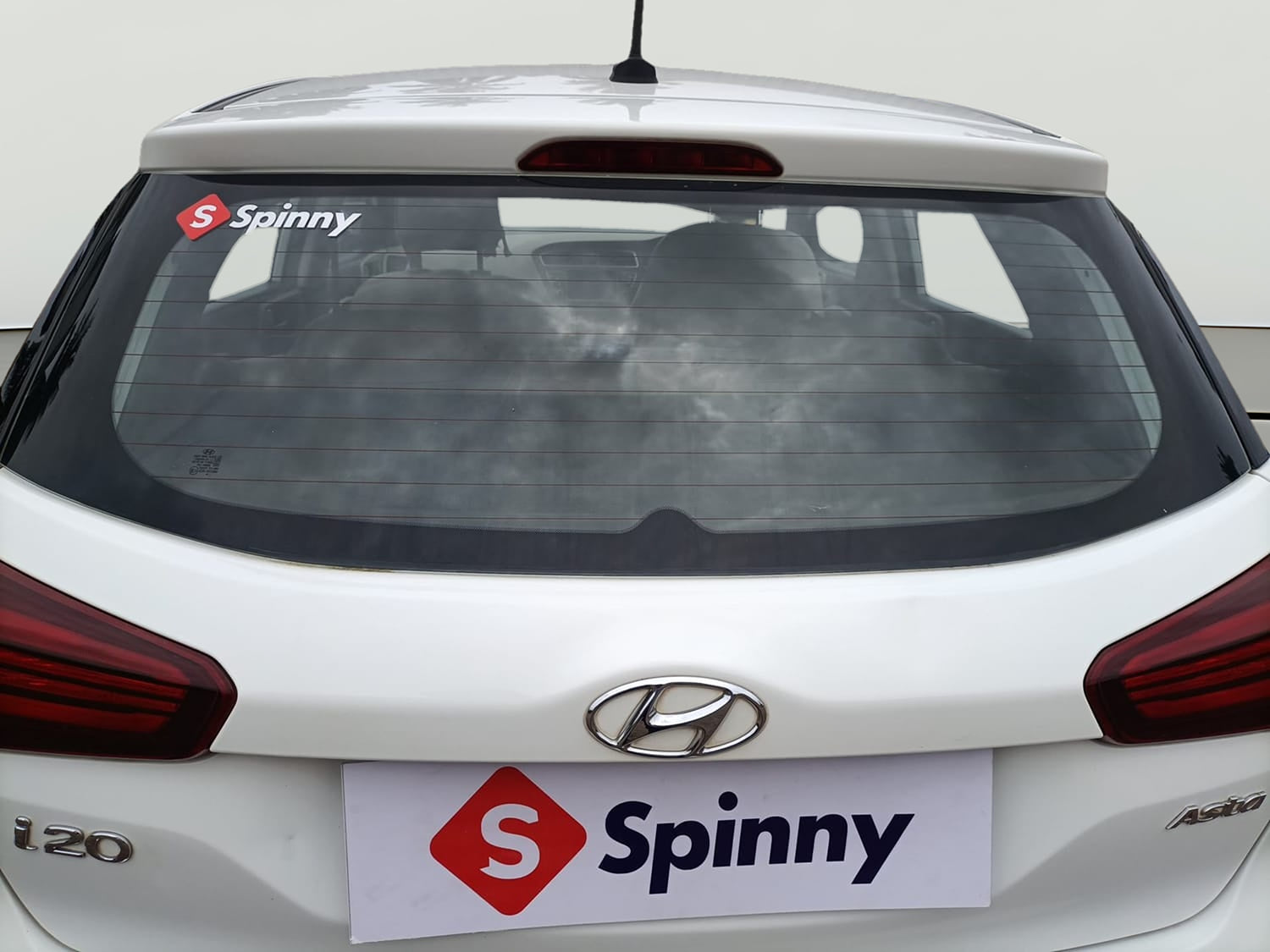 Used 2019 Hyundai Elite i20 Asta 1.2 AT Petrol Automatic exterior BACK WINDSHIELD VIEW