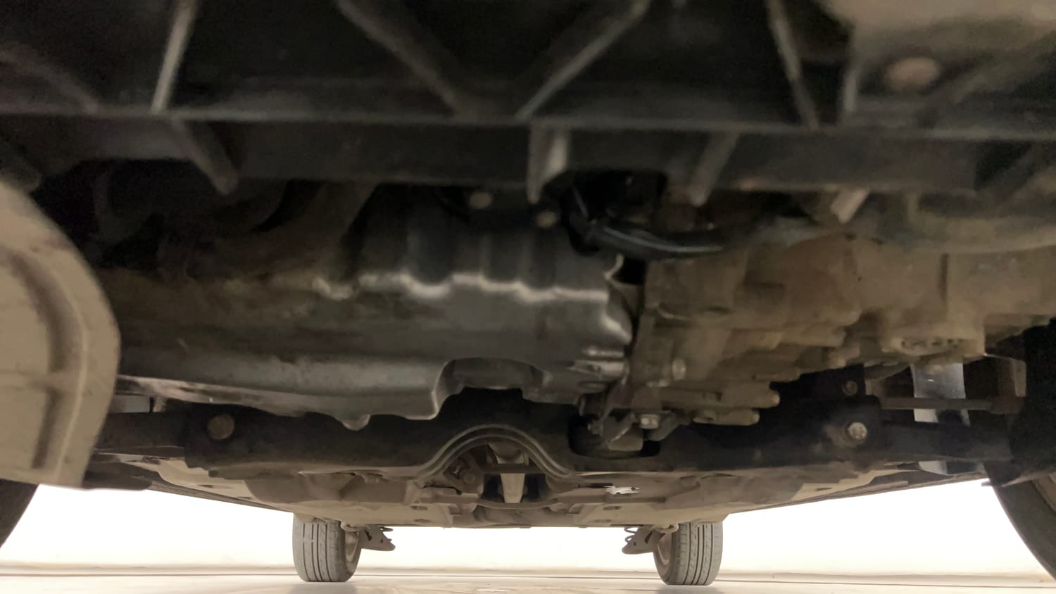 Used 2014 Volkswagen Vento Highline Diesel Diesel Manual extra FRONT LEFT UNDERBODY VIEW
