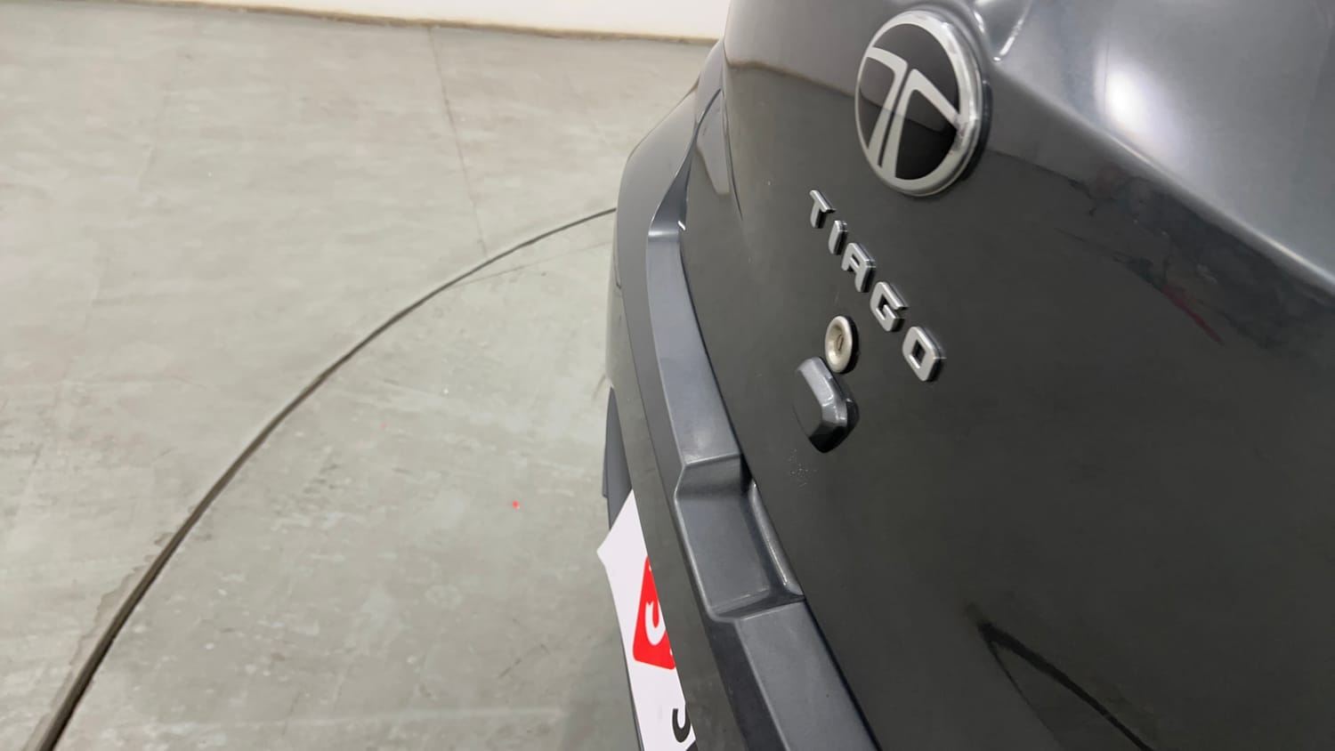 Used 2024 Tata Tiago XE Petrol Manual dents MINOR DENT