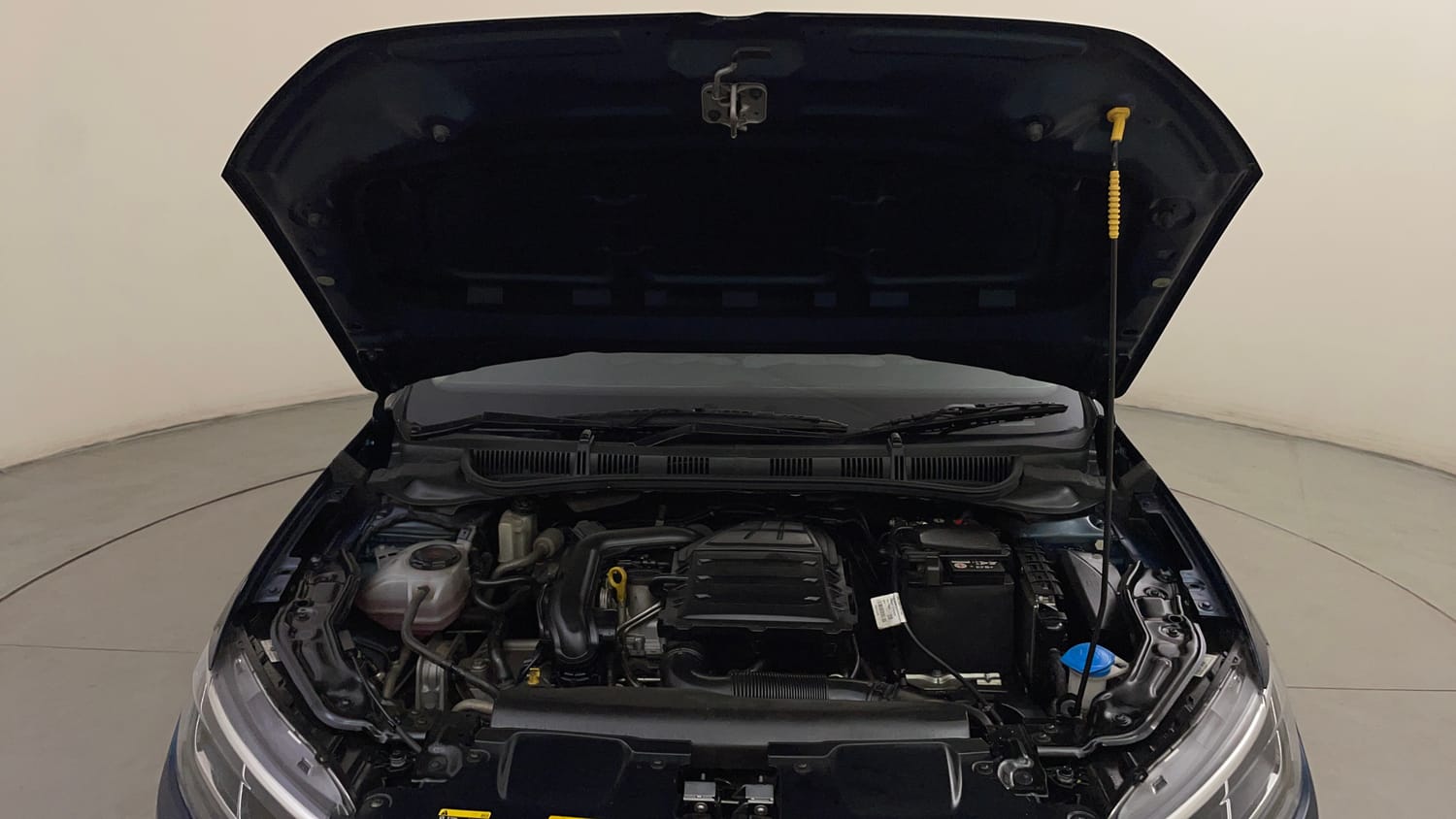 Used 2024 Volkswagen Virtus Highline 1.0 TSI AT Petrol Automatic engine ENGINE & BONNET OPEN FRONT VIEW