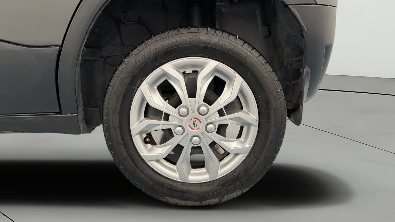 Used 2023 Tata Punch Accomplished MT Petrol Manual tyres LEFT REAR TYRE RIM VIEW