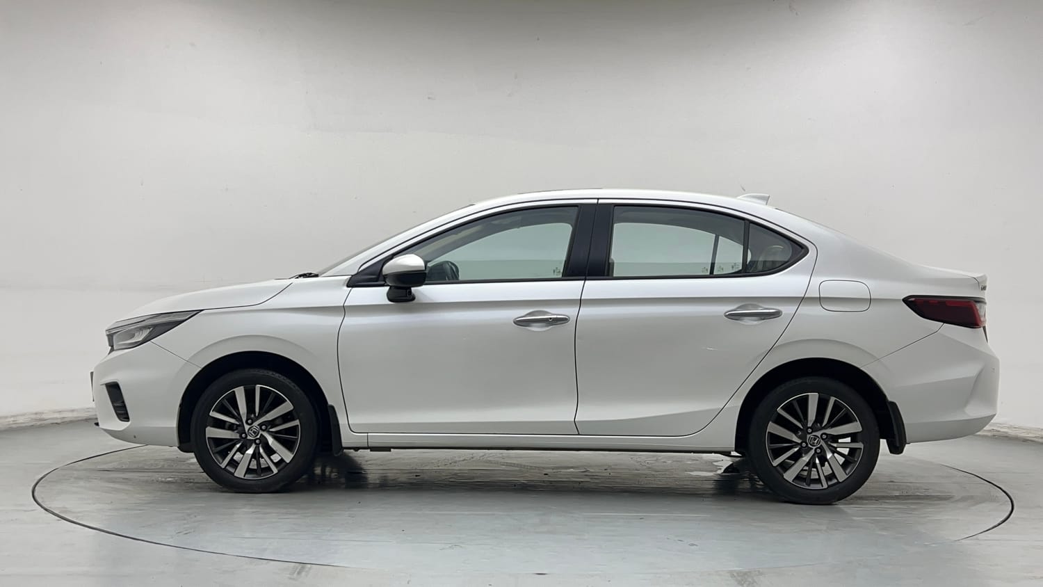 Used 2022 Honda City ZX Petrol Petrol Manual exterior LEFT SIDE VIEW