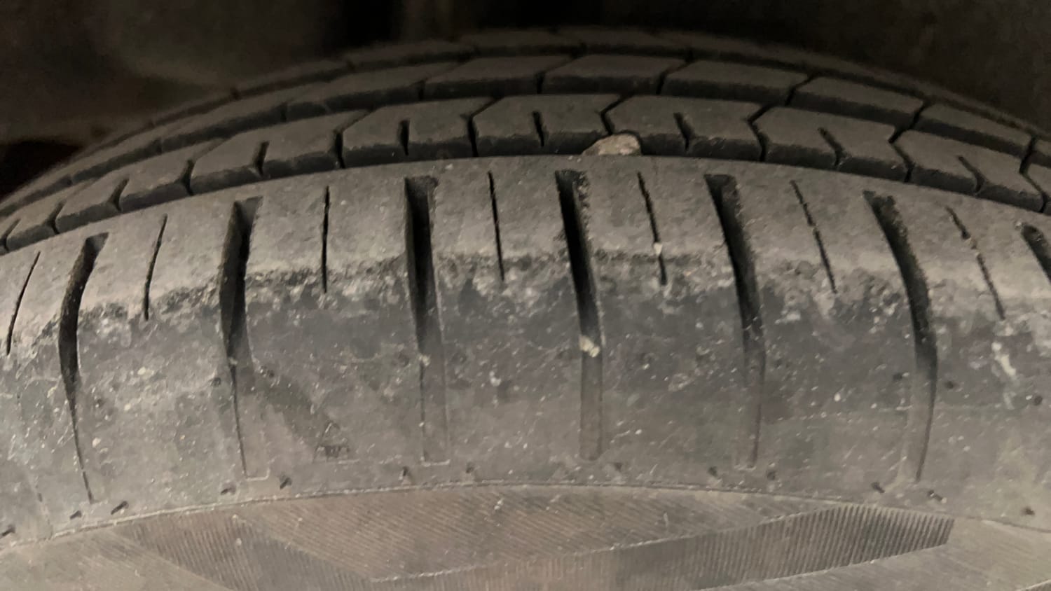 Used 2023 Maruti Suzuki Ciaz Zeta 1.5 Petrol Manual tyres RIGHT REAR TYRE TREAD VIEW