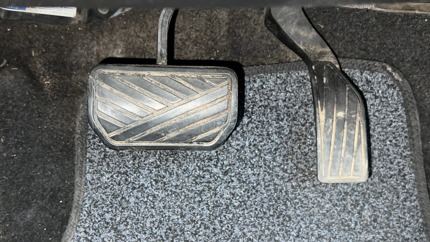 Used 2018 maruti-suzuki Vitara Brezza ZDi Plus AGS Diesel Automatic interior PEDALS VIEW