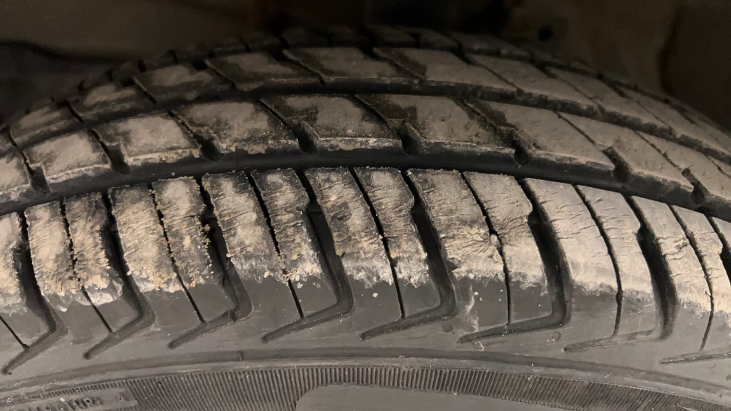 Used 2022 Maruti Suzuki Alto K10 VXi Petrol Manual tyres LEFT FRONT TYRE TREAD VIEW