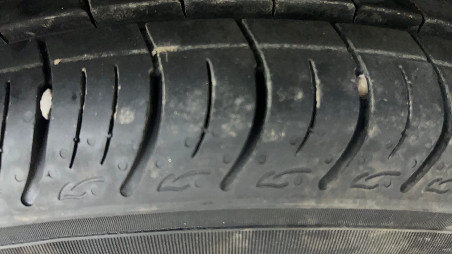 Used 2018 Maruti Suzuki Baleno Delta 1.2 Petrol Manual tyres RIGHT FRONT TYRE TREAD VIEW