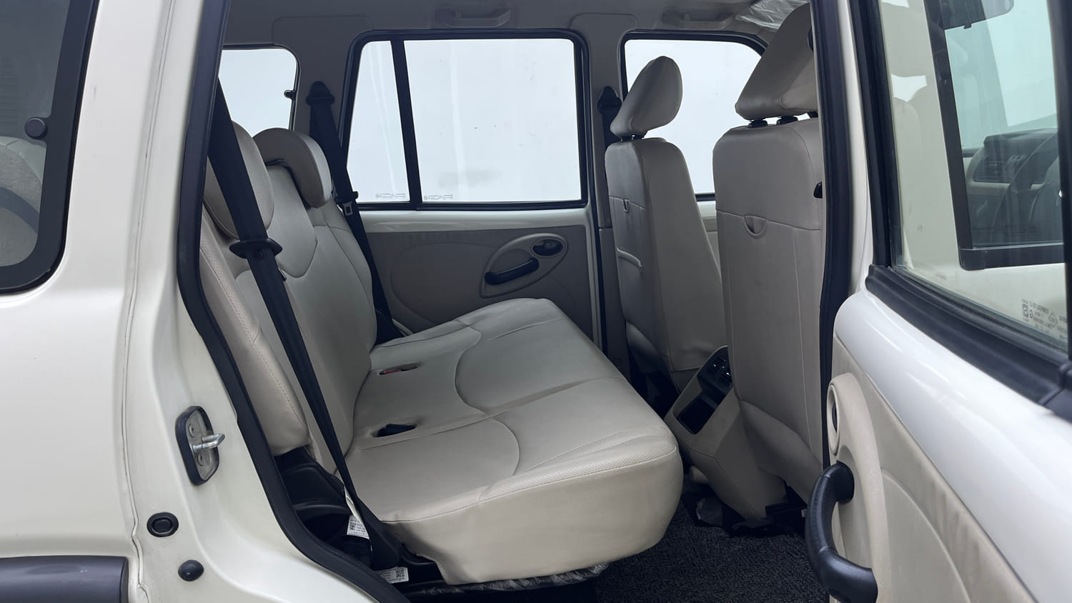 Used 2024 Mahindra Scorpio S3 Plus Diesel Manual interior RIGHT SIDE REAR DOOR CABIN VIEW