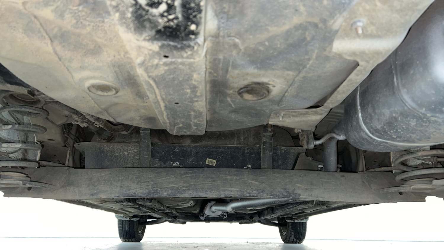Used 2018 Hyundai Xcent SX Petrol Manual extra REAR UNDERBODY VIEW (TAKEN FROM REAR)