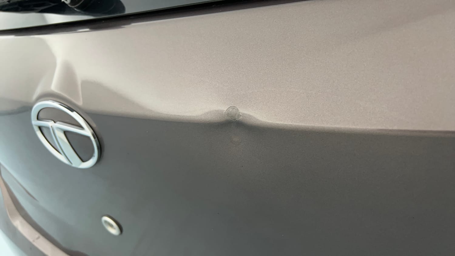 Used 2017 Tata Tiago Revotron XZ Petrol Manual dents MINOR DENT