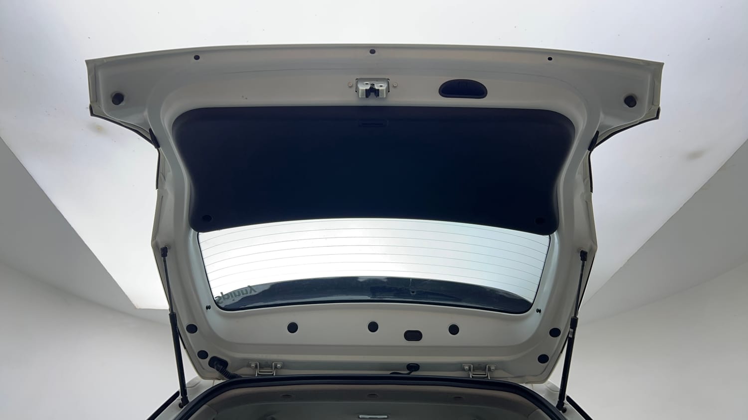 Used 2022 Hyundai Creta S 1.5 Petrol iMT Petrol Manual interior DICKY DOOR OPEN VIEW