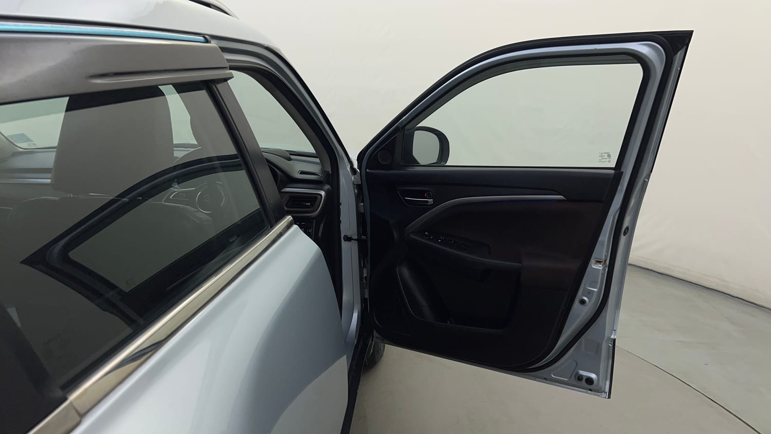 Used 2022 Maruti Suzuki Brezza ZXi Plus Petrol Manual interior RIGHT FRONT DOOR OPEN VIEW