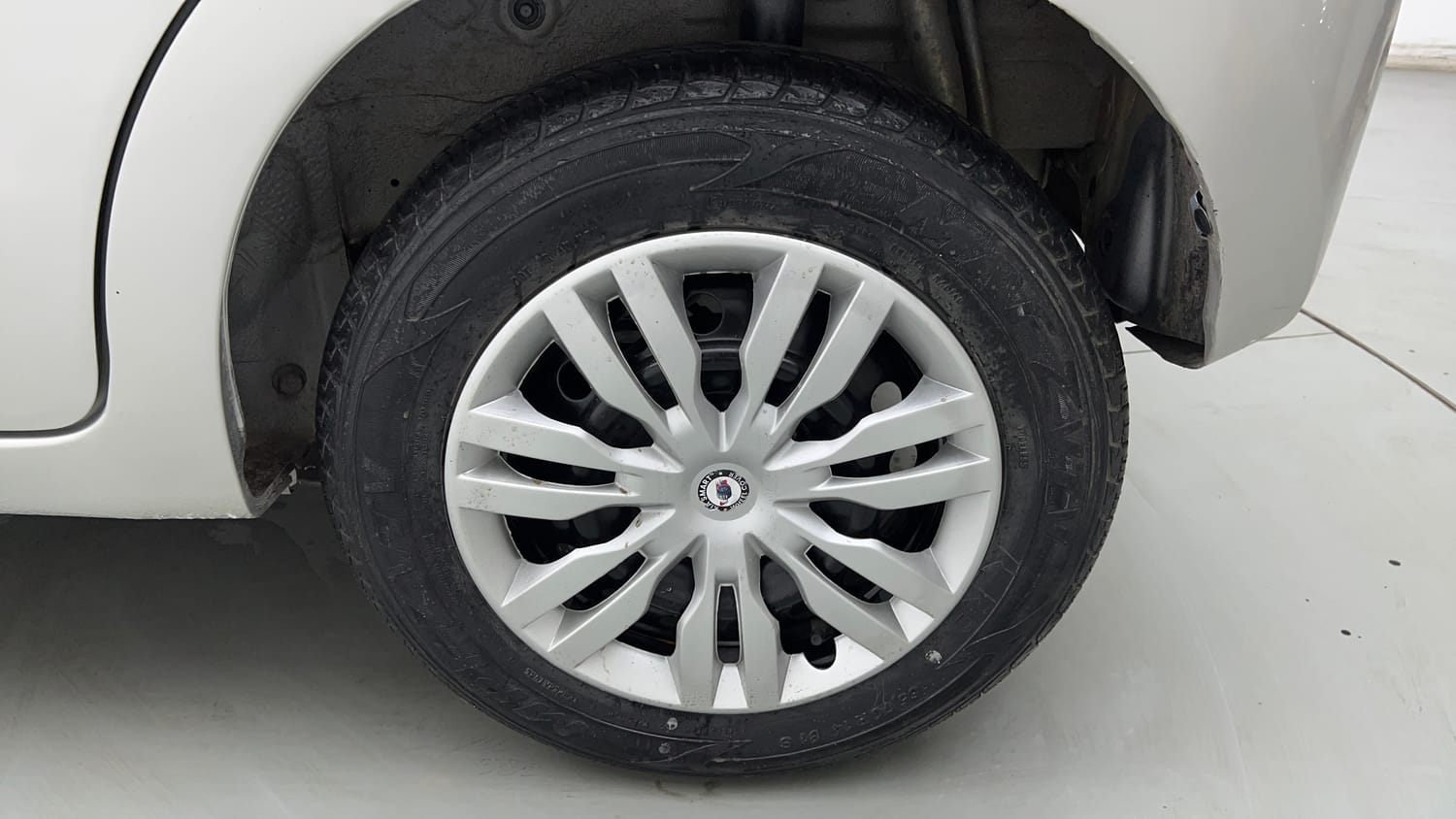 Used 2016 Maruti Suzuki Celerio VXi CNG Cng Manual tyres LEFT REAR TYRE RIM VIEW