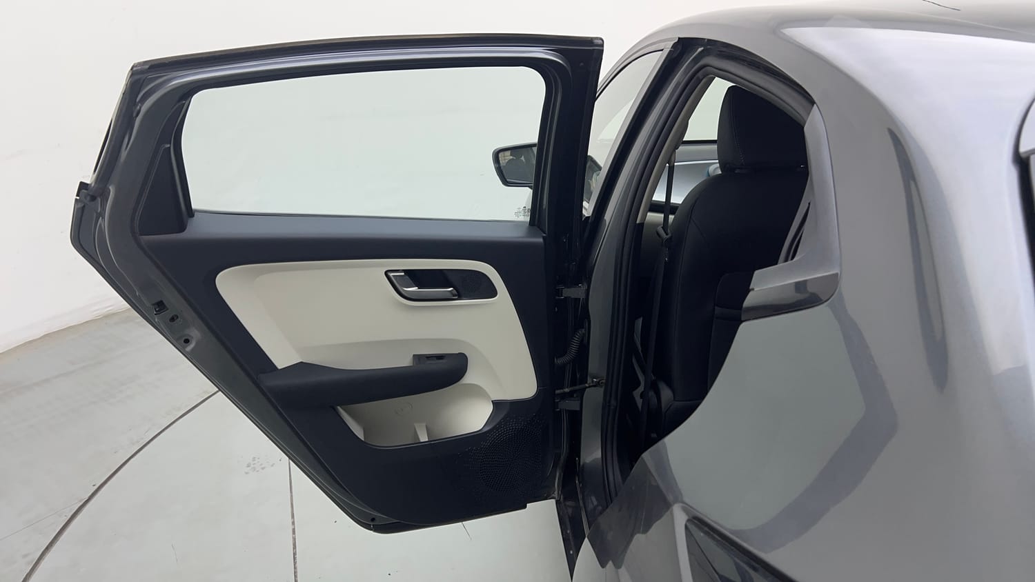 Used 2022 Tata Altroz XZ Plus i-Turbo Petrol Petrol Manual interior LEFT REAR DOOR OPEN VIEW