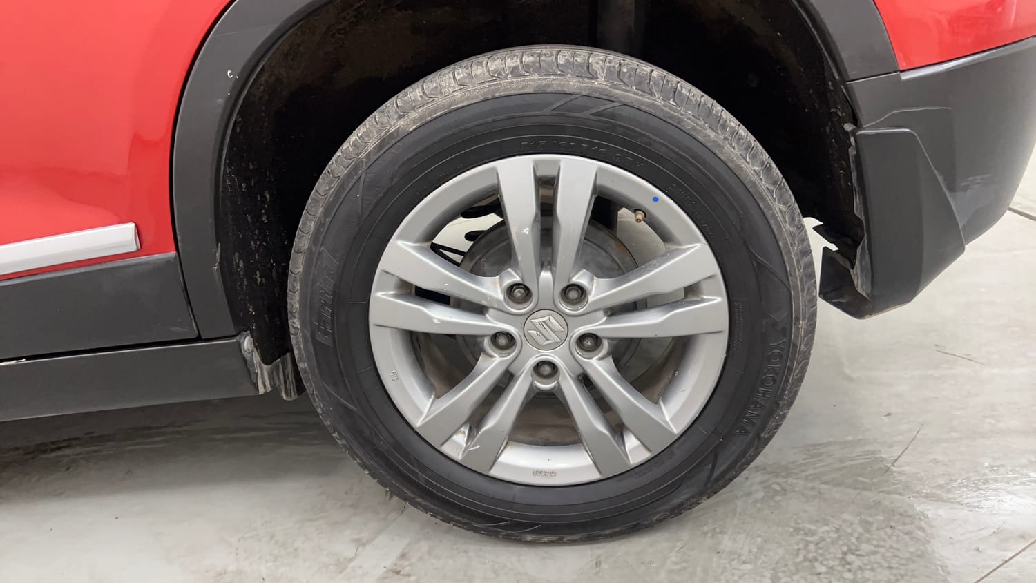 Used 2016 Maruti Suzuki Vitara Brezza [2016-2020] ZDi Plus Diesel Manual tyres LEFT REAR TYRE RIM VIEW