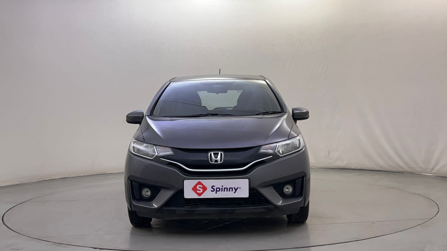 Used 2018 Honda Jazz V AT Petrol Petrol Automatic exterior FRONT VIEW