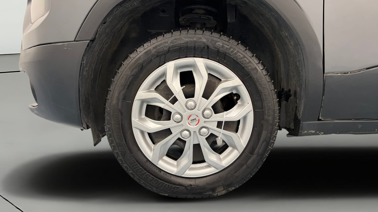 Used 2023 Tata Punch Accomplished MT Petrol Manual tyres LEFT FRONT TYRE RIM VIEW