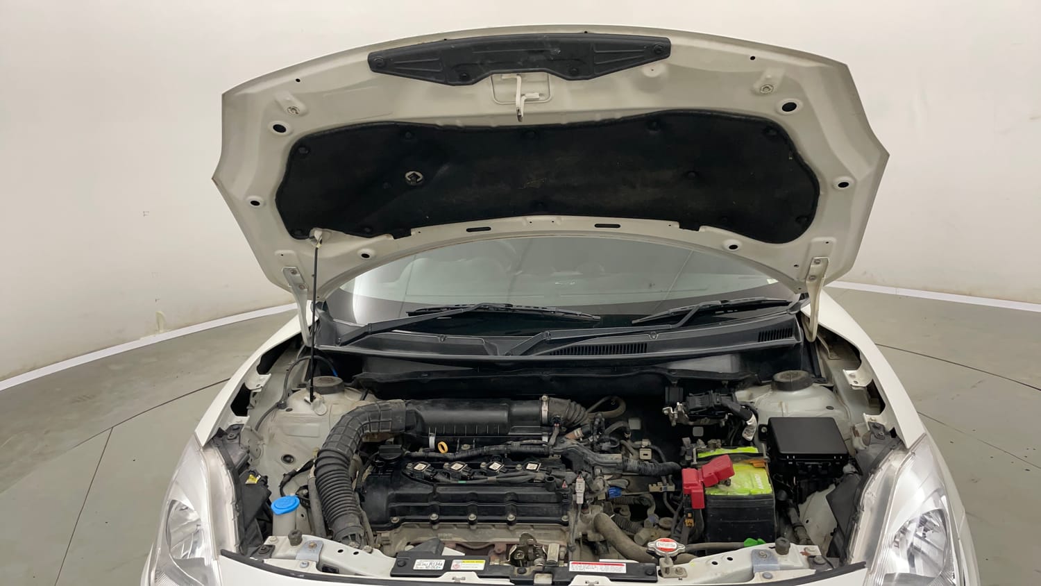 Used 2019 Maruti Suzuki Swift VXi Petrol Manual engine ENGINE & BONNET OPEN FRONT VIEW