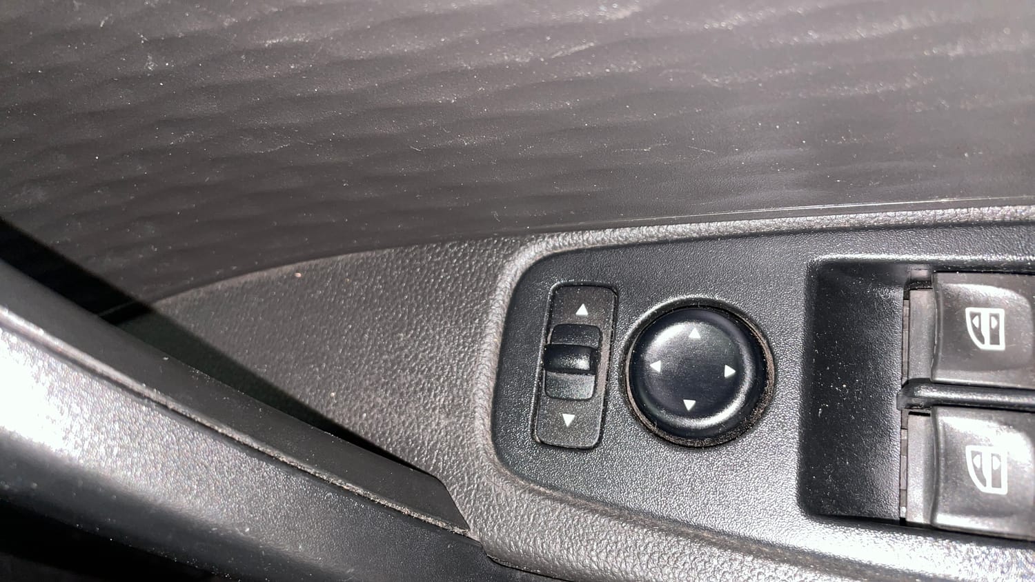 Used 2024 Renault Kiger RXL AMT Petrol Automatic top_features Adjustable ORVM