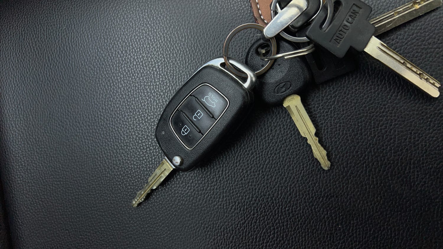 Used 2022 Hyundai Venue S Plus 1.2 Petrol Petrol Manual extra CAR KEY VIEW