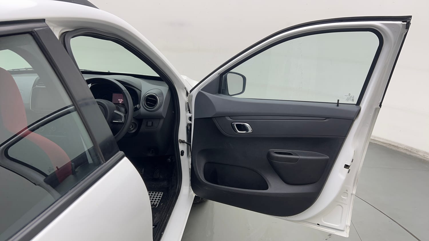 Used 2020 Renault Kwid 1.0 RXT AMT Opt Petrol Automatic interior RIGHT FRONT DOOR OPEN VIEW