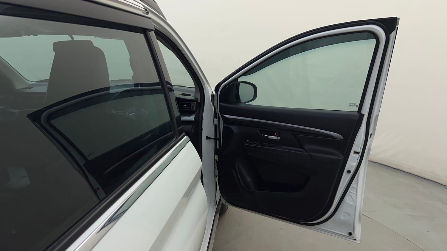 Used 2023 Maruti Suzuki XL6 Alpha Plus MT Petrol Petrol Manual interior RIGHT FRONT DOOR OPEN VIEW