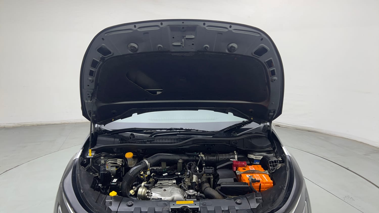 Used 2022 Tata Altroz XZ Plus i-Turbo Petrol Petrol Manual engine ENGINE & BONNET OPEN FRONT VIEW