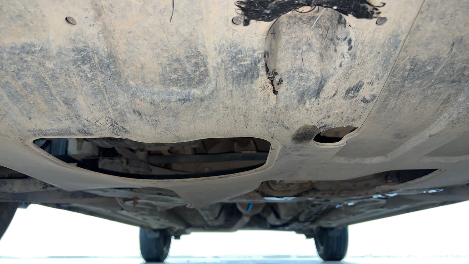 Used 2022 Hyundai Venue S Plus 1.2 Petrol Petrol Manual extra FRONT LEFT UNDERBODY VIEW
