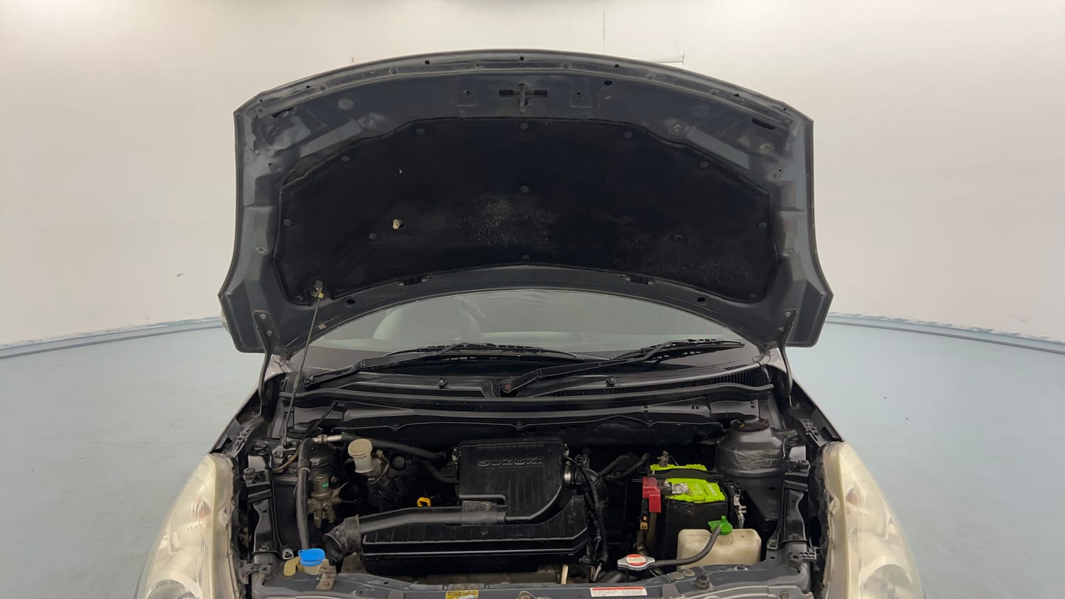 Used 2013 Maruti Suzuki Swift VXi Petrol Manual engine ENGINE & BONNET OPEN FRONT VIEW