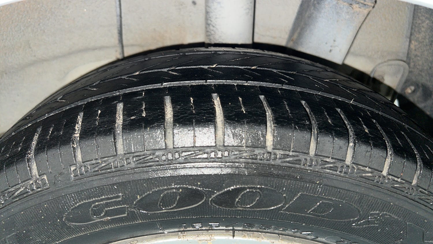 Used 2018 Hyundai Xcent SX Petrol Manual tyres LEFT REAR TYRE TREAD VIEW