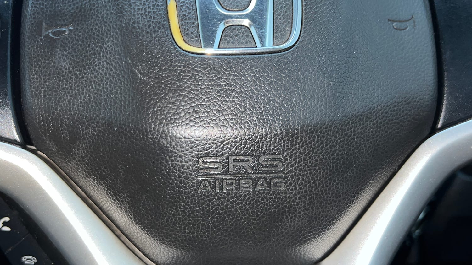 Used 2017 Honda WR-V VX MT Petrol Petrol Manual top_features Airbags
