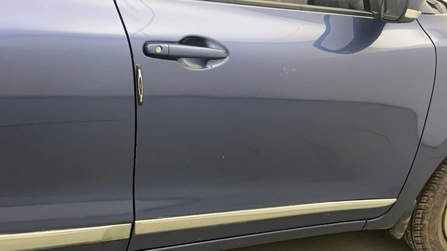 Used 2022 Maruti Suzuki Dzire VXi Petrol Manual dents MINOR DENT