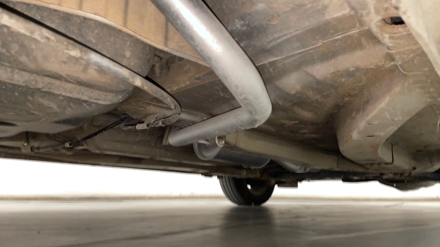 Used 2017 Honda Brio VX MT Petrol Manual extra REAR RIGHT UNDERBODY VIEW