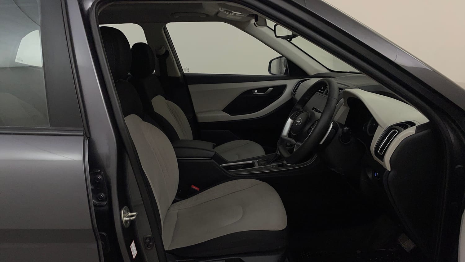 Used 2023 Hyundai Creta SX 1.5 Petrol IVT Petrol Automatic interior RIGHT SIDE FRONT DOOR CABIN VIEW