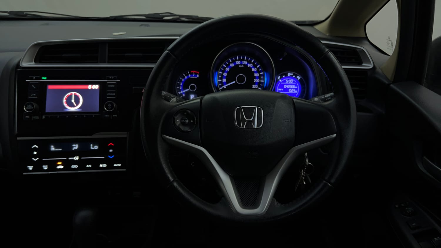 Used 2018 Honda Jazz V AT Petrol Petrol Automatic interior STEERING VIEW