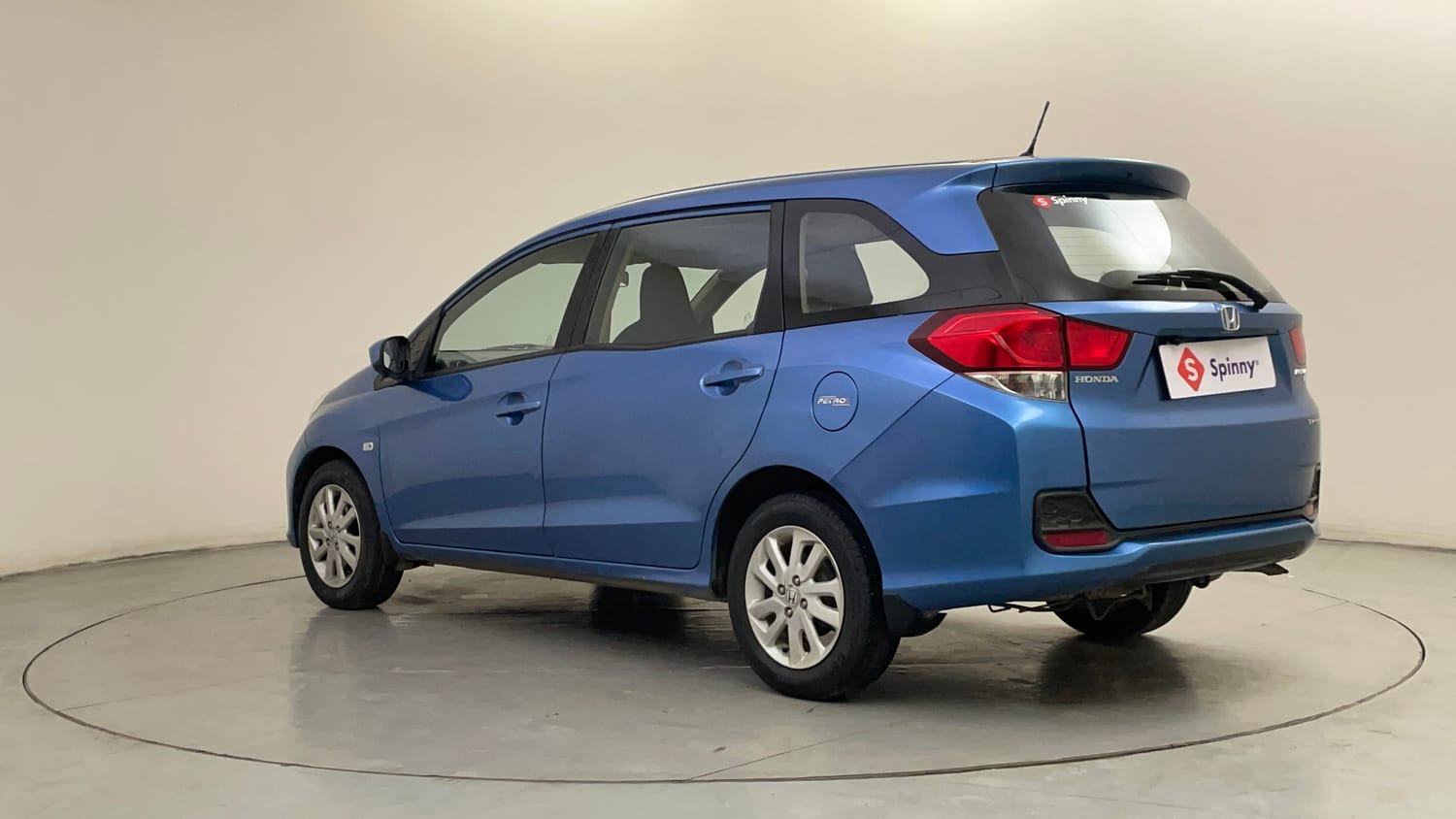 Used 2014 Honda Mobilio S Petrol Petrol Manual exterior LEFT REAR CORNER VIEW