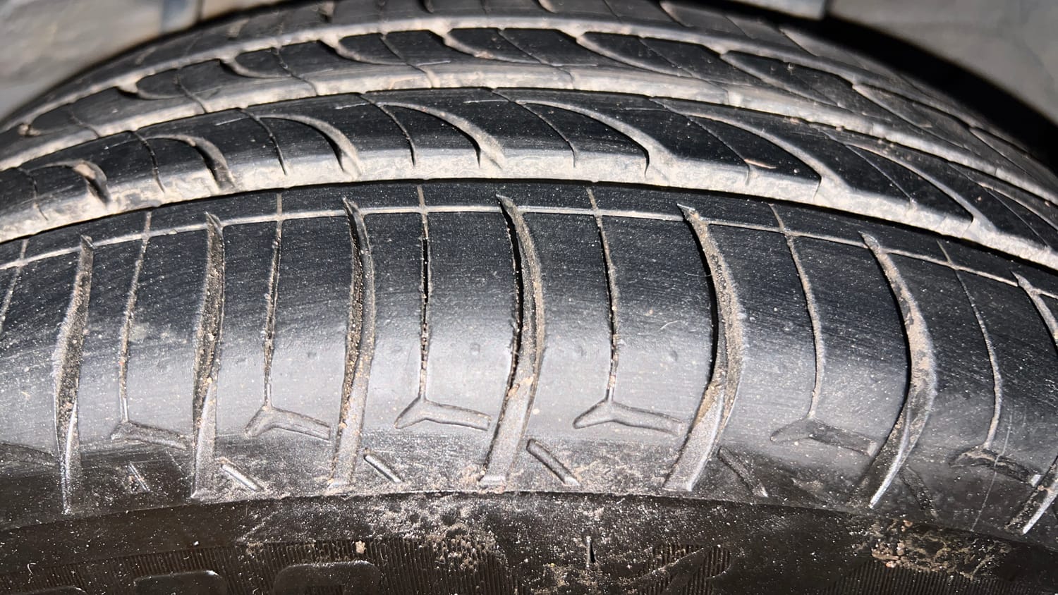Used 2018 Honda Jazz V AT Petrol Petrol Automatic tyres LEFT REAR TYRE TREAD VIEW