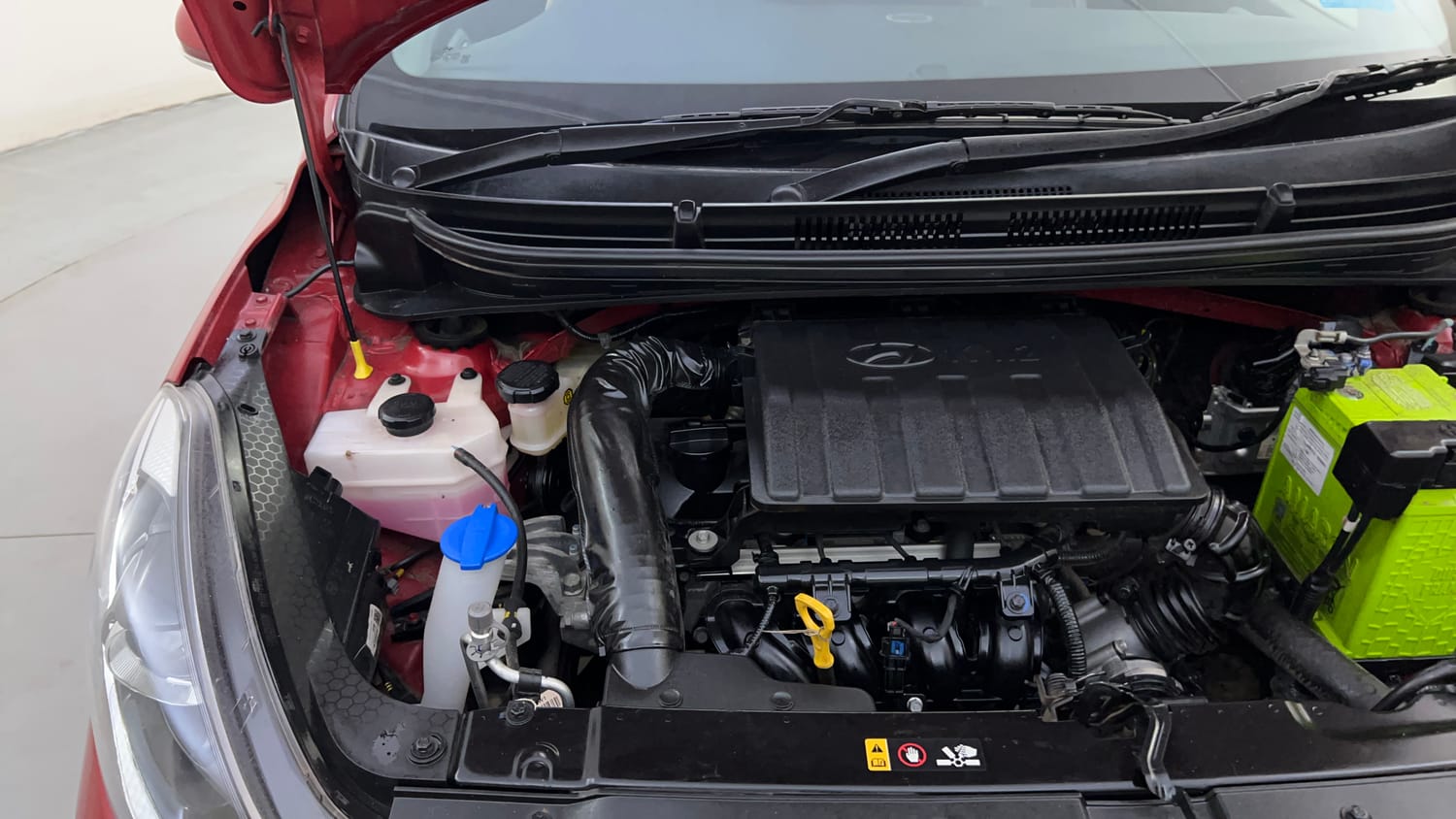 Used 2023 Hyundai Grand i10 Nios Asta 1.2 Kappa VTVT Petrol Manual engine ENGINE RIGHT SIDE HINGE & APRON VIEW