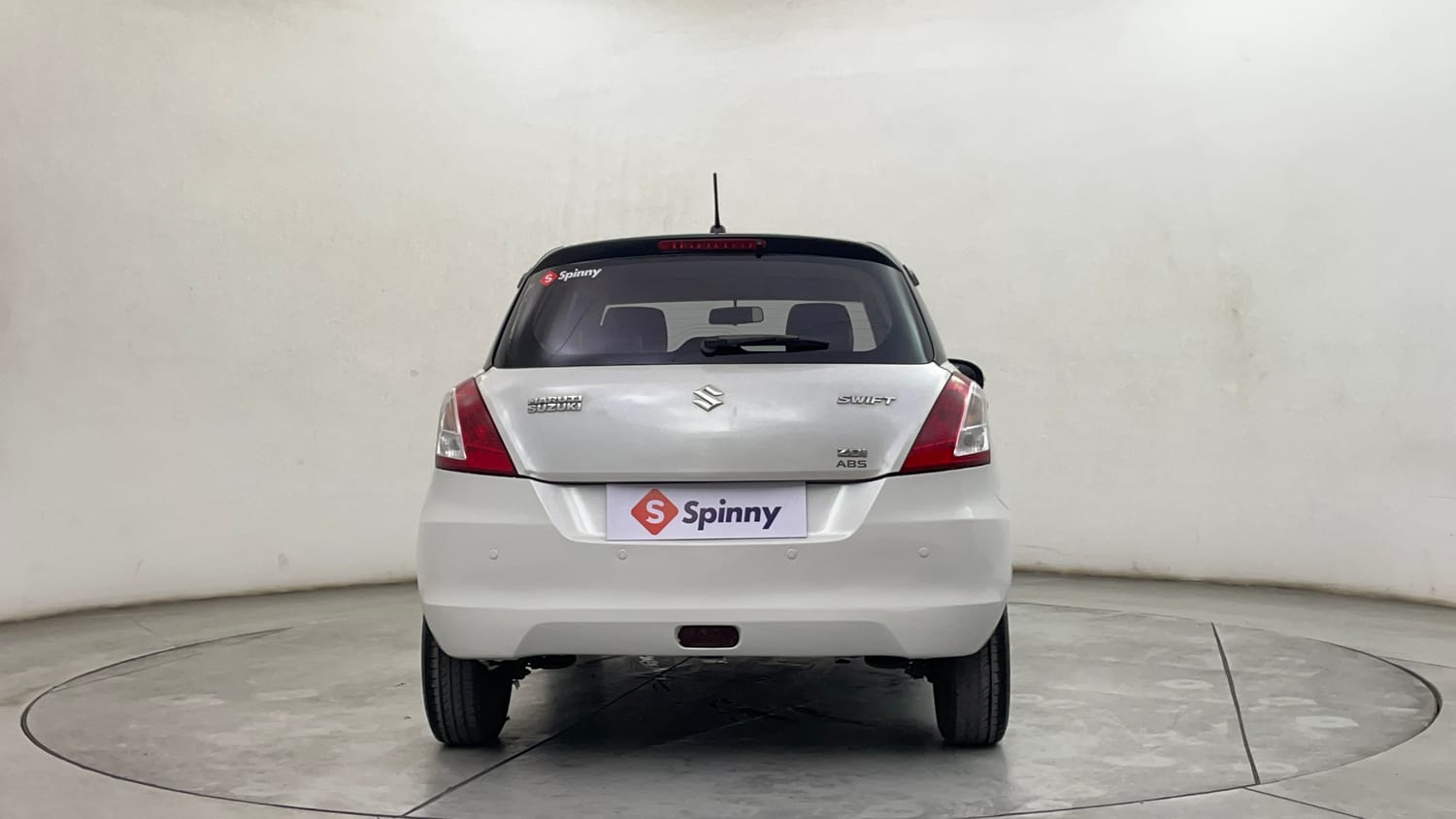 Used 2014 Maruti Suzuki Swift ZDi Diesel Manual exterior BACK VIEW