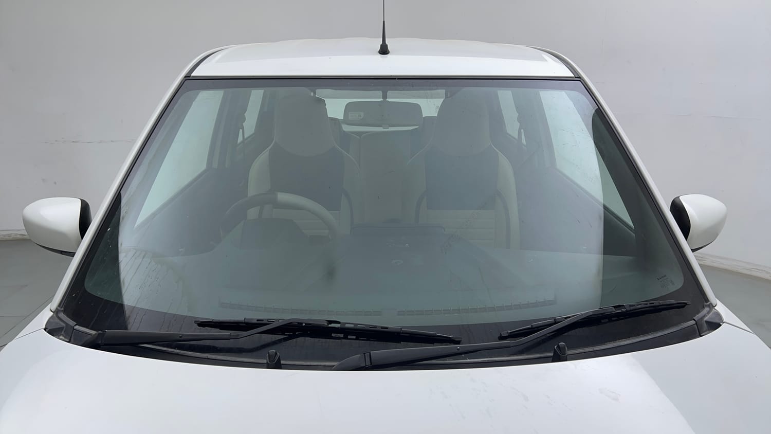 Used 2019 Maruti Suzuki Wagon R VXi 1.2 Petrol Manual exterior FRONT WINDSHIELD VIEW