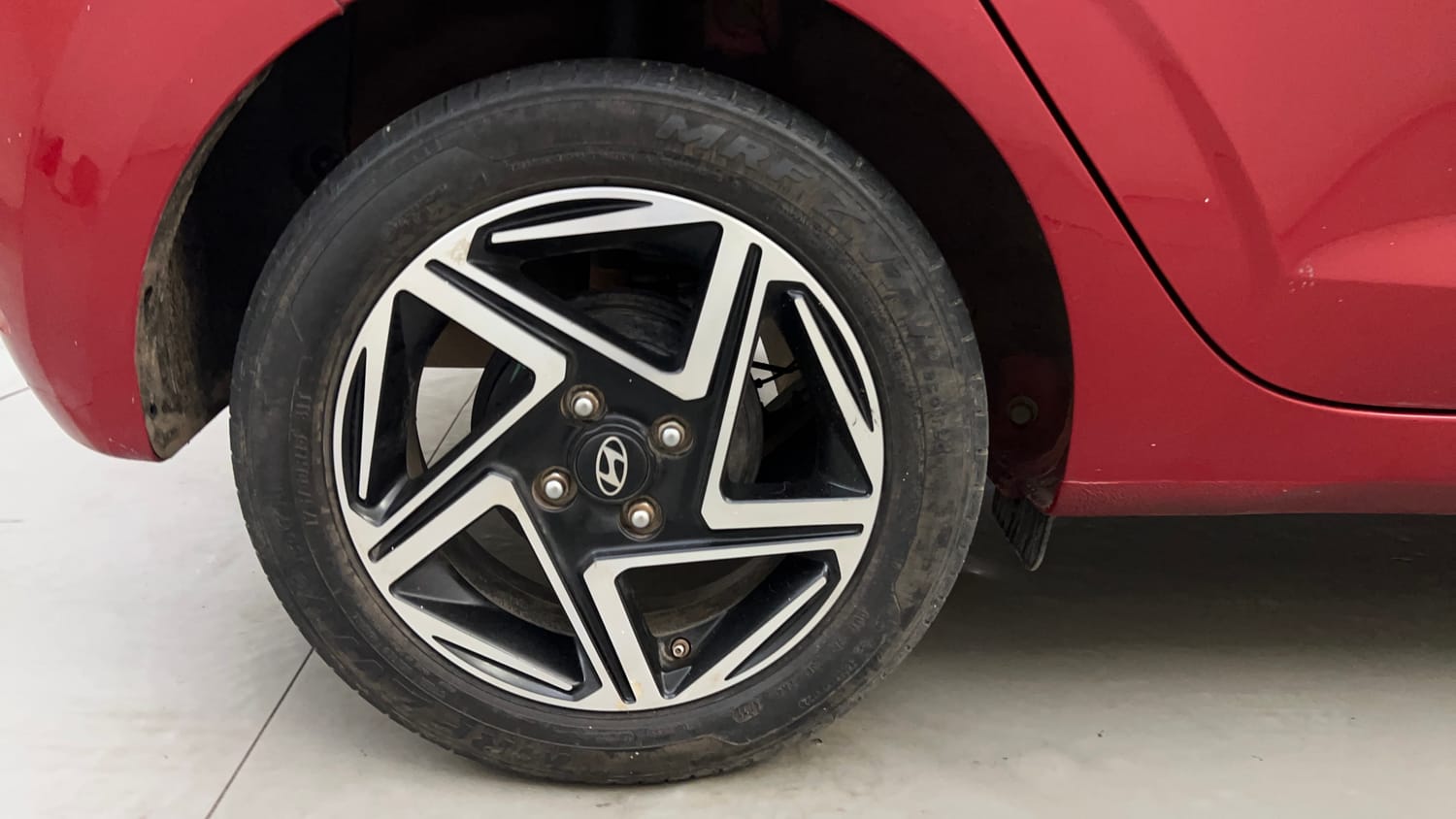 Used 2023 Hyundai Grand i10 Nios Asta 1.2 Kappa VTVT Petrol Manual tyres RIGHT REAR TYRE RIM VIEW