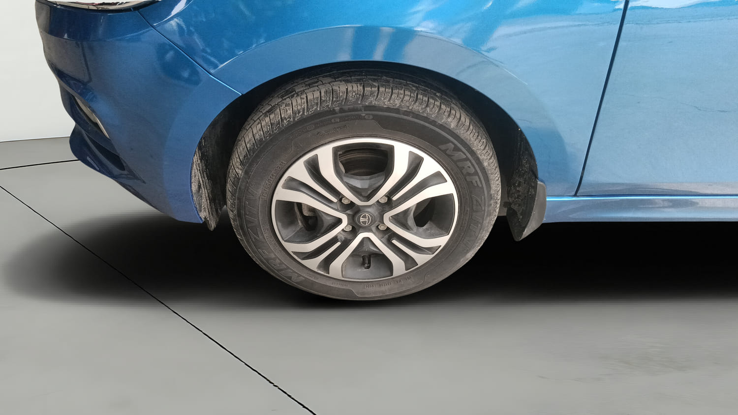 Used 2026 Tata Tiago XZ Plus CNG Cng Manual tyres LEFT FRONT TYRE RIM VIEW