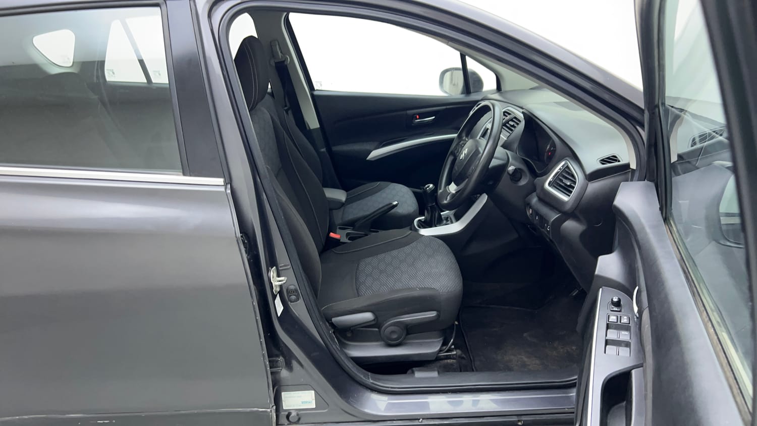 Used 2020 Maruti Suzuki S-Cross Zeta Petrol Manual interior RIGHT SIDE FRONT DOOR CABIN VIEW