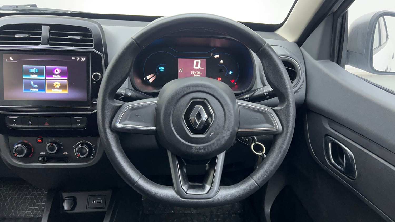 Used 2020 Renault Kwid 1.0 RXT AMT Opt Petrol Automatic interior STEERING VIEW