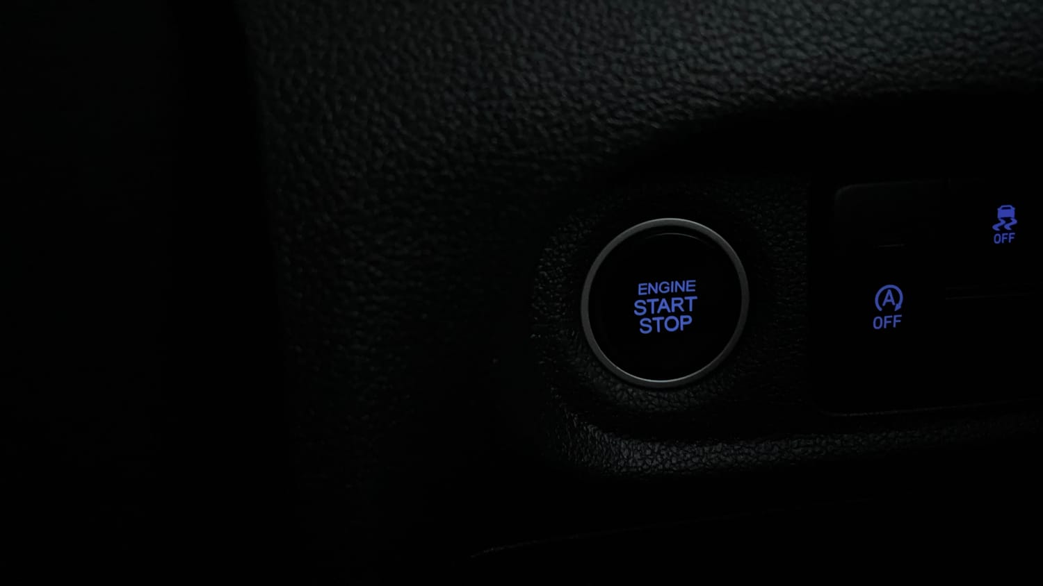Used 2023 Hyundai Creta SX 1.5 Petrol IVT Petrol Automatic top_features Keyless start