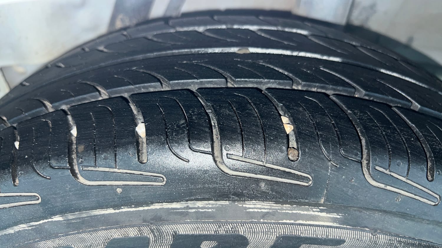 Used 2016 Honda City SV Petrol Manual tyres LEFT REAR TYRE TREAD VIEW