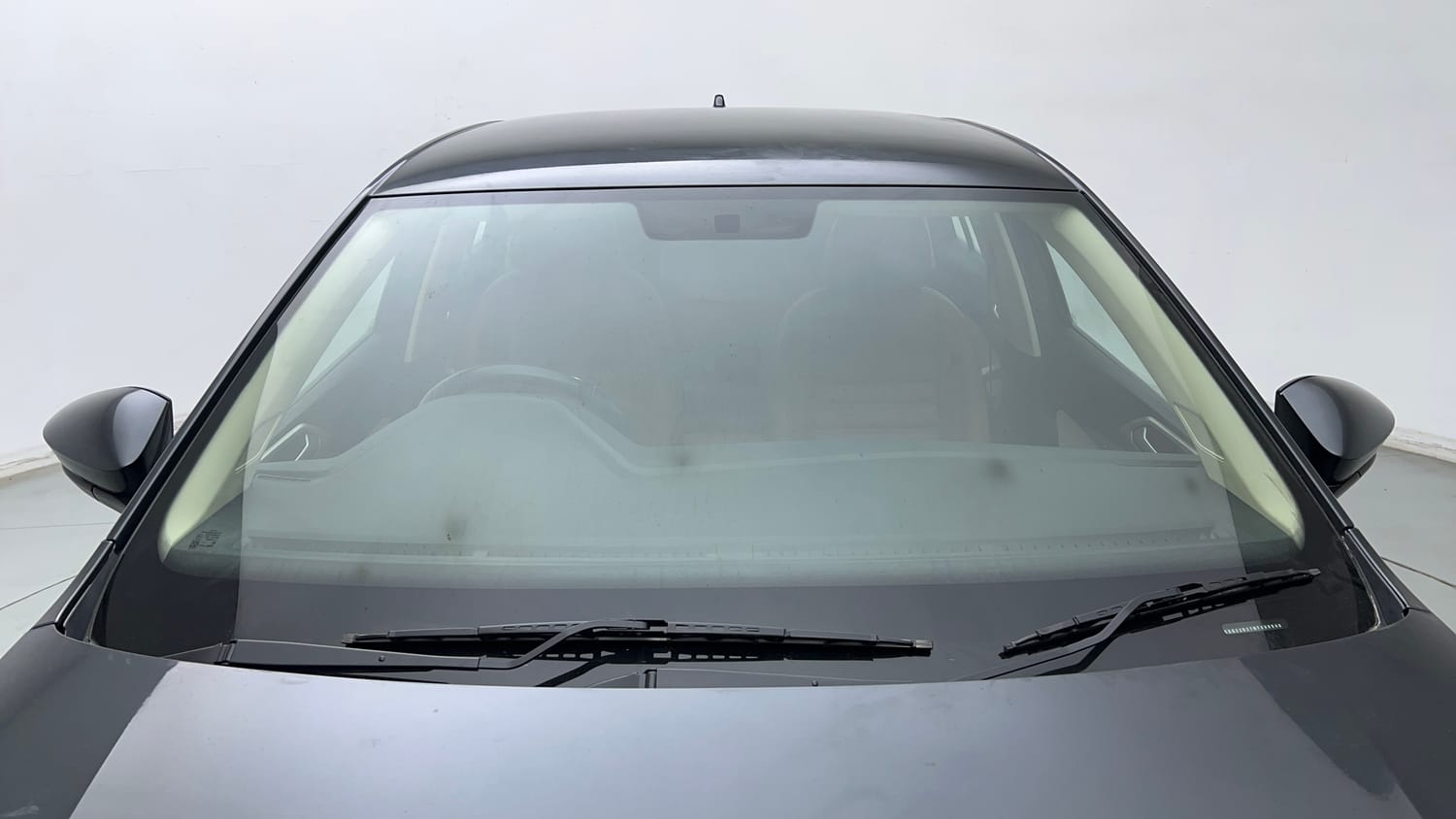 Used 2023 Volkswagen Virtus Highline 1.0 TSI AT Petrol Automatic exterior FRONT WINDSHIELD VIEW