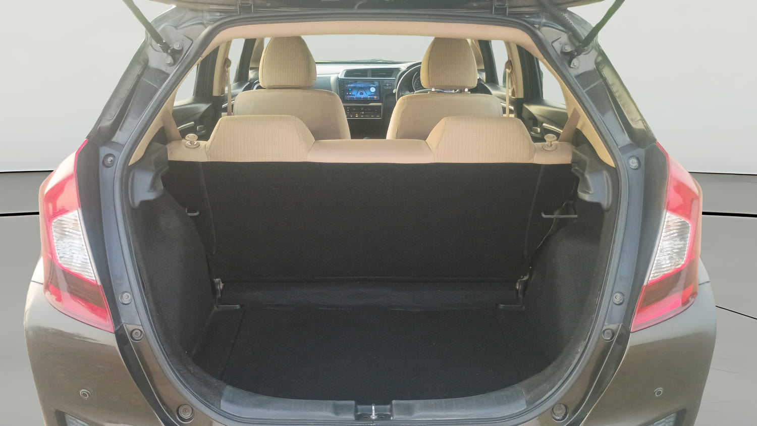 Used 2017 Honda Jazz V Petrol Petrol Manual interior DICKY INSIDE VIEW