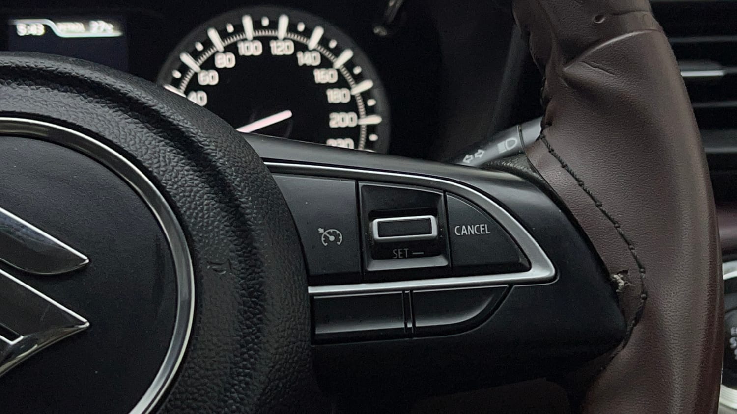 Used 2025 Maruti Suzuki Grand Vitara Delta CNG Cng Manual top_features Cruise control