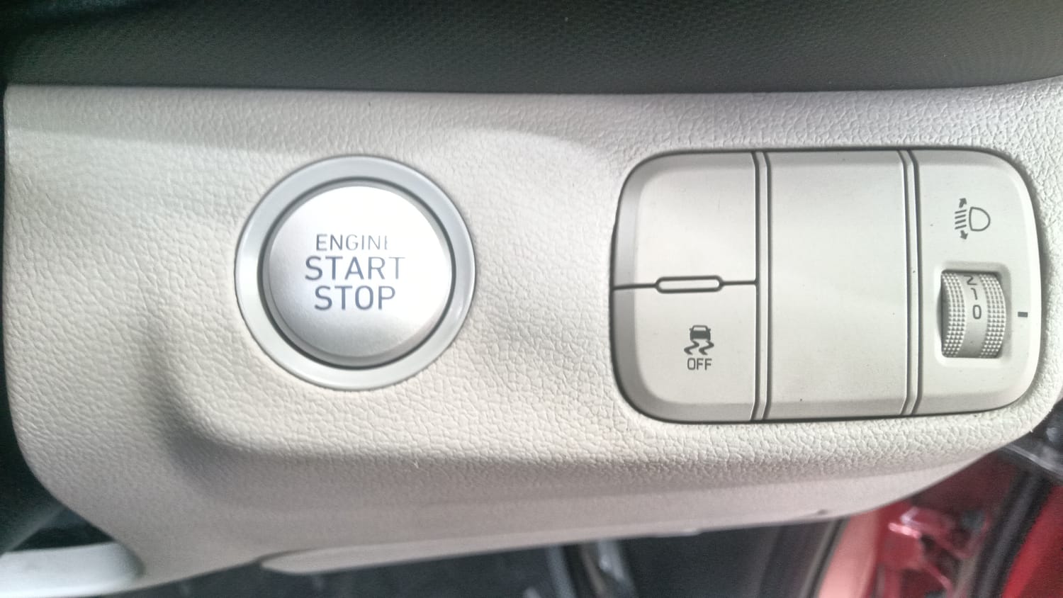 Used 2022 Hyundai Venue SX 1.2 Petrol Petrol Manual top_features Keyless start