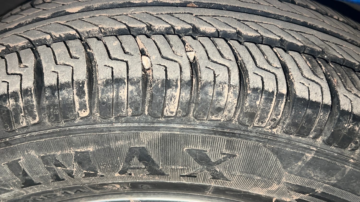Used 2017 Maruti Suzuki Celerio ZXi Opt Petrol Manual tyres RIGHT FRONT TYRE TREAD VIEW